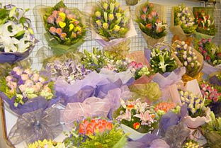 心怡花舍 精致花艺，传递温馨与敬意